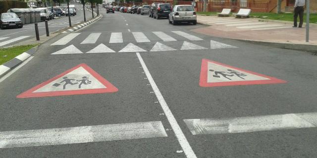 Nueva señalización para mejorar la seguridad vial en las zonas escolares