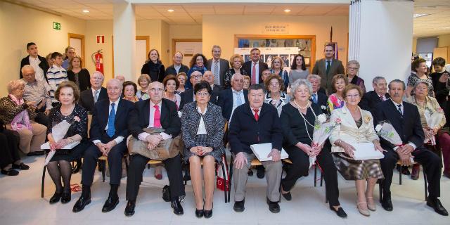 Homenaje a trece matrimonios de Majadahonda en sus bodas de oro