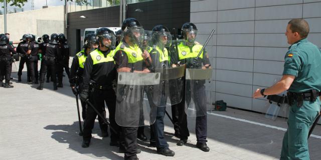 La Policía Local aprende a afrontar situaciones conflictivas ante grandes concentraciones de gente