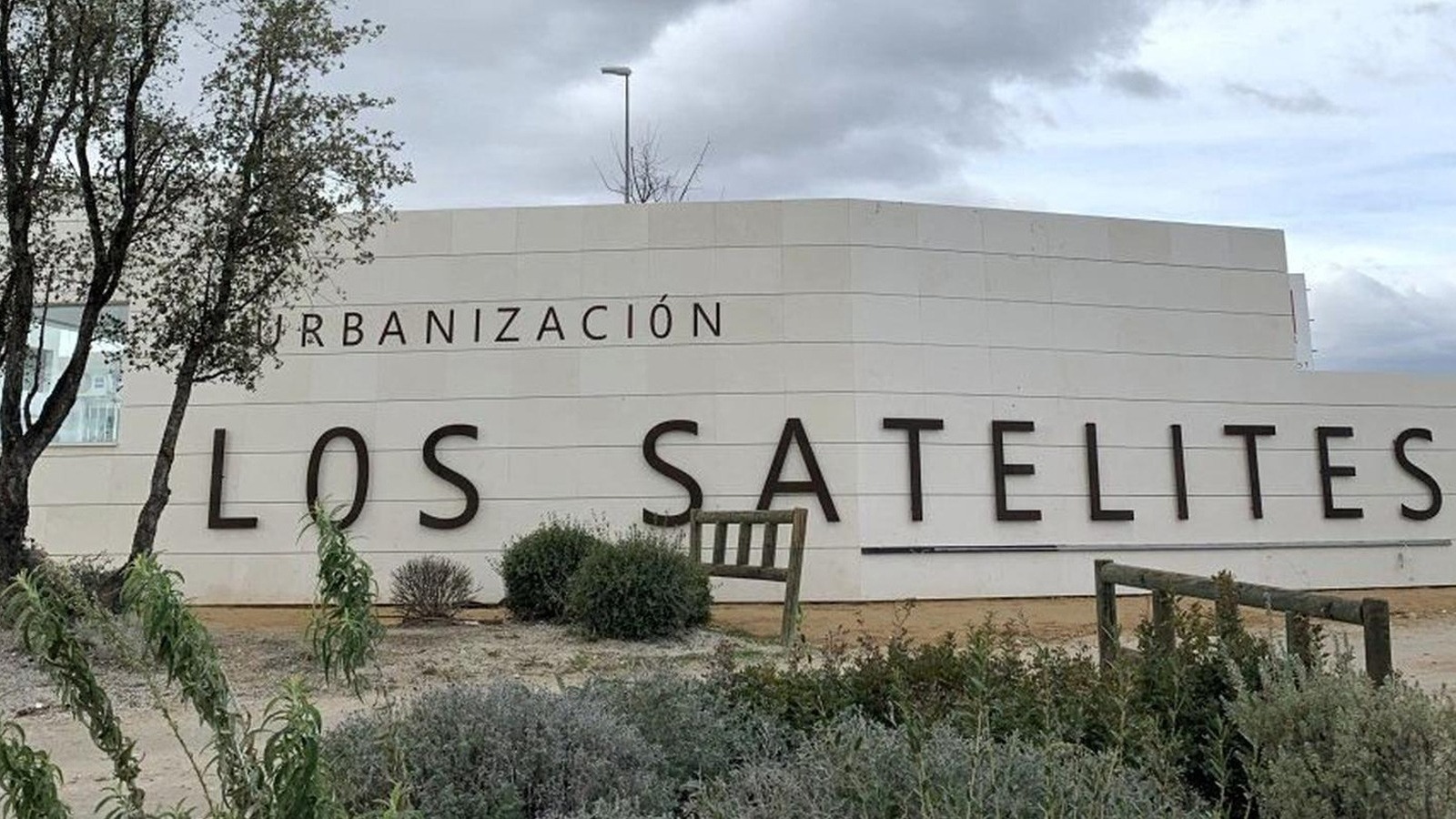 Vecinos de Los Satélites denuncian la mala comunicación que tienen en transporte público y piden soluciones