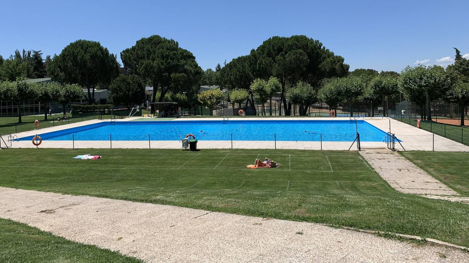 La piscina municipal de Huerta Vieja abre sus puertas