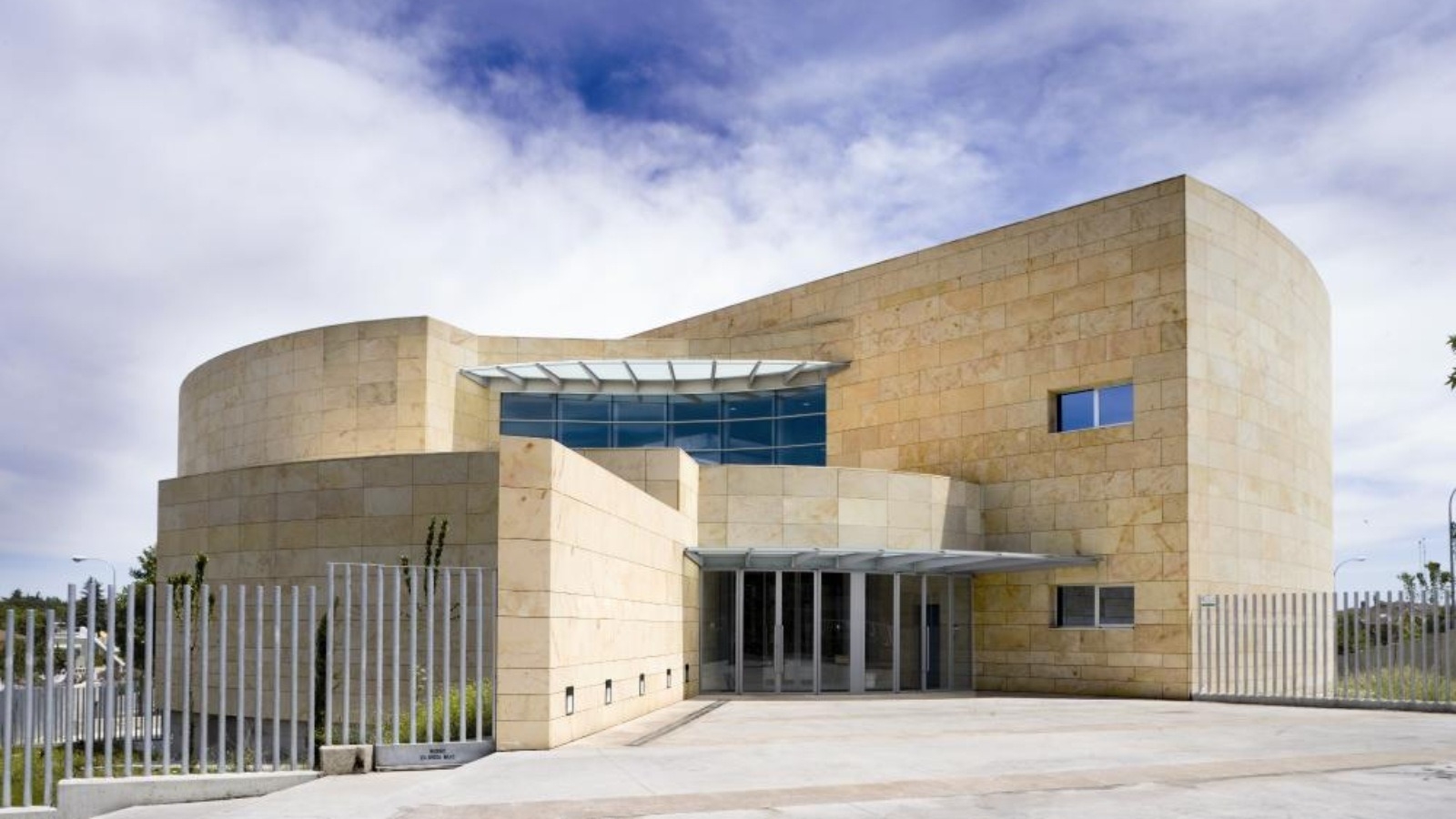 Majadahonda amplía el horario de la sala de estudio en la Biblioteca Francisco Umbral