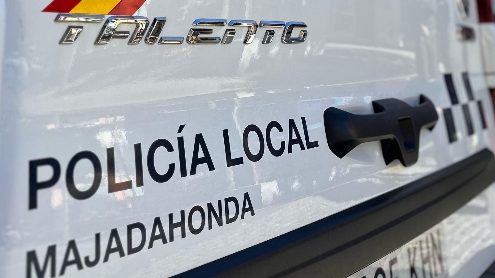 Detenidos dos jóvenes por vandalismo en vehículos en Majadahonda