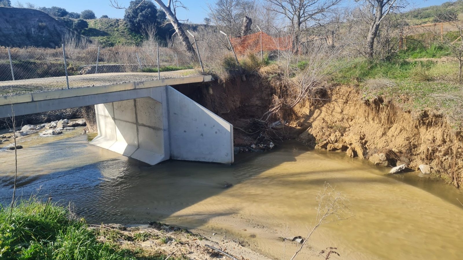 Majadahonda inicia los trabajos de adecuación en el pontón del arroyo del Plantío