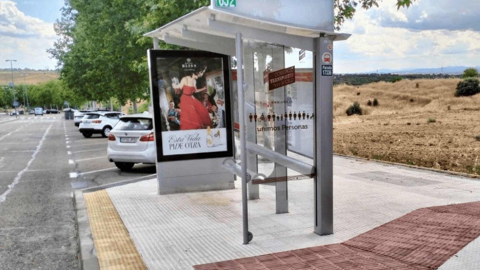 Majadahonda instala ocho nuevas marquesinas de autobús