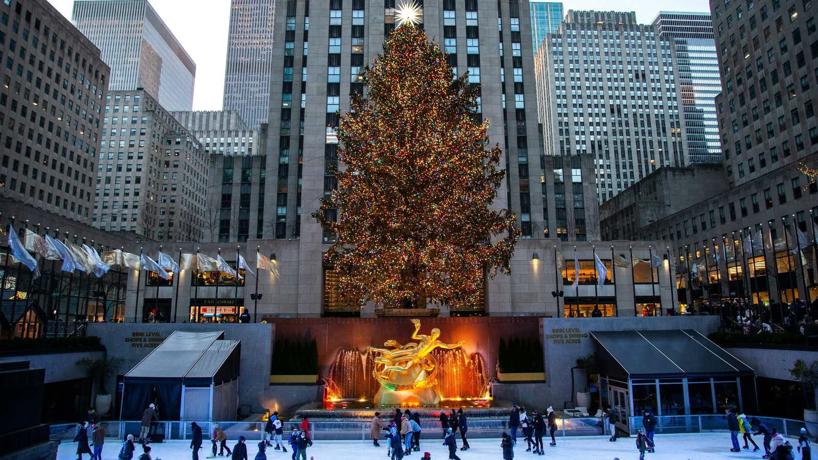 Cinco destinos para viajar en Navidad